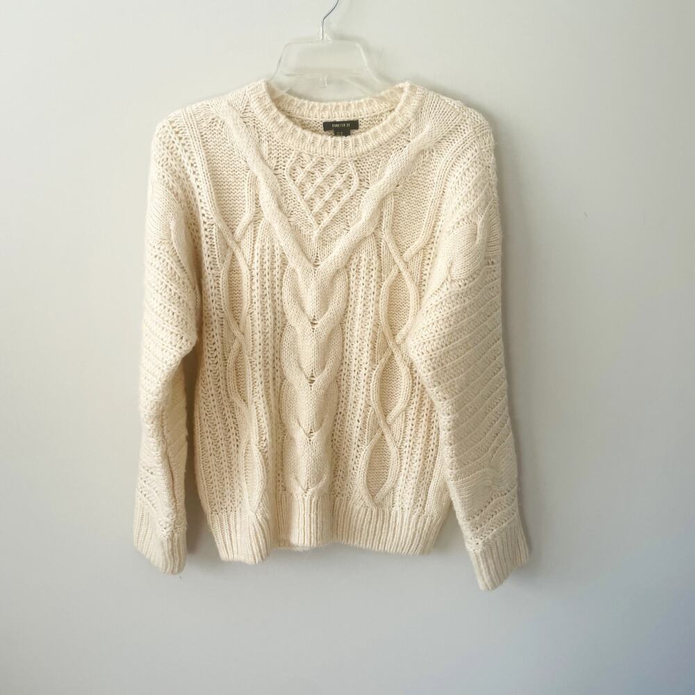 Forever 21 Cream Color Cable Knit Sweater  Sz M